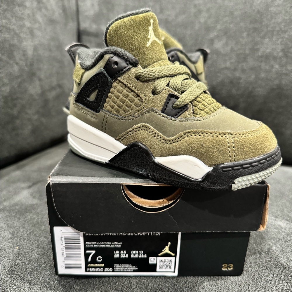 Jordan 4 Retro SE